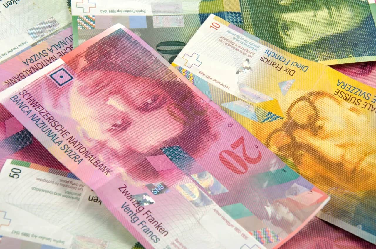 Upadłość biura podróży? Sprawdź, jak odzyskać pieniądze i co robić