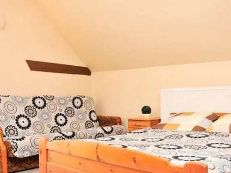 Noclegi Przyczyna Górna: Spokój, Wschowa i jeziora. Gdzie spać?